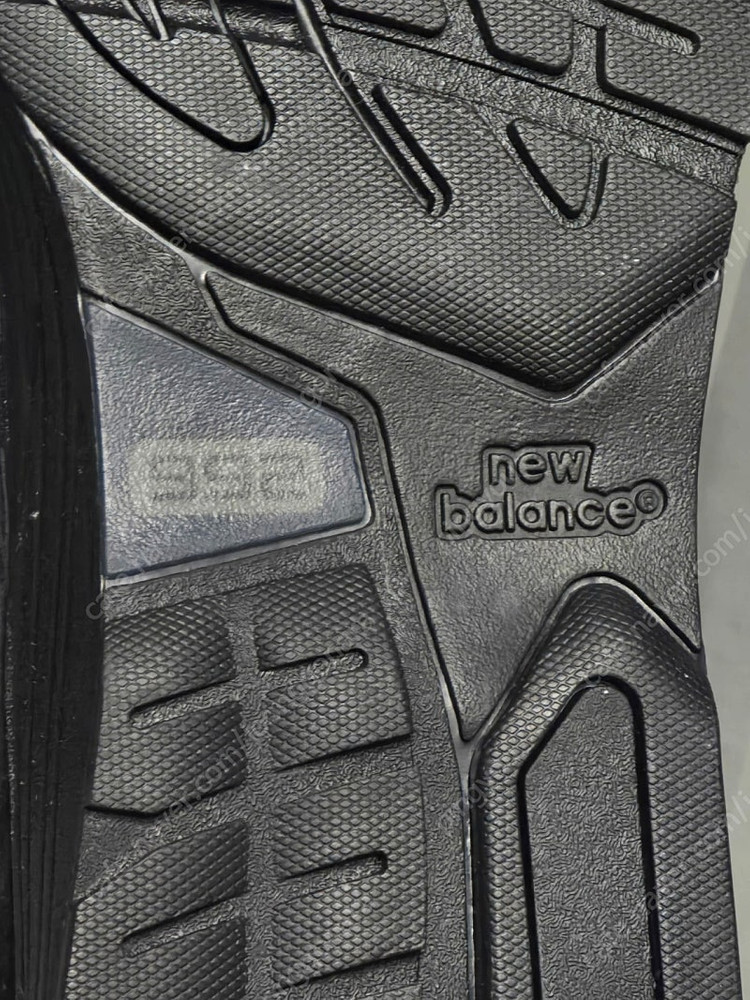 뉴발란스 992 트리플블랙(M992EA) 미사용--5