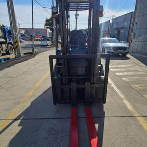 신차급 2018년식 니찌유 77형 좌식1.5톤 전동지게차 3M 700만