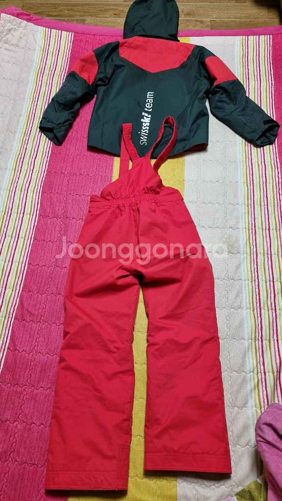 데상트 아동 스키복 세트 팝니다. 140 사이즈--1