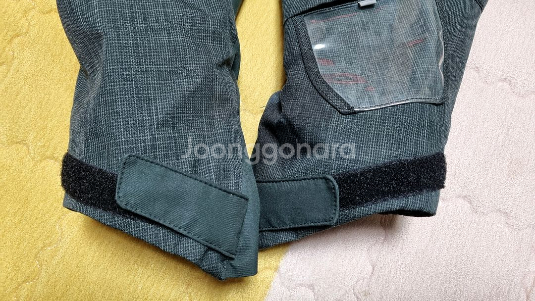 데상트 아동 스키복 세트 팝니다. 140 사이즈--2