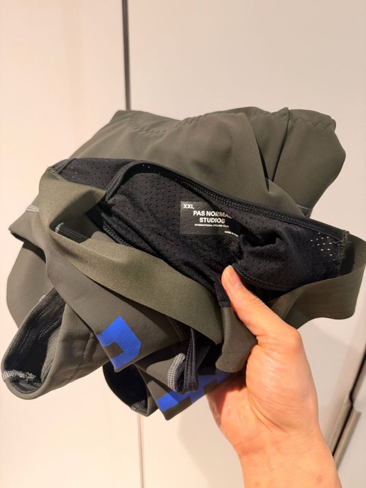 파스 노말 스튜디오 동계 빕숏 xxl 이미지