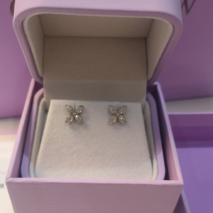 골든듀 펄시피아 쁘띠 파베 귀걸이 화골