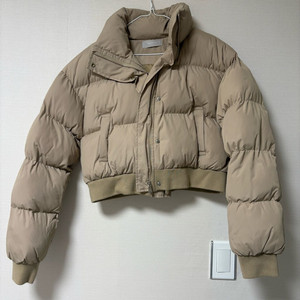 난닝구 베이지숏패딩