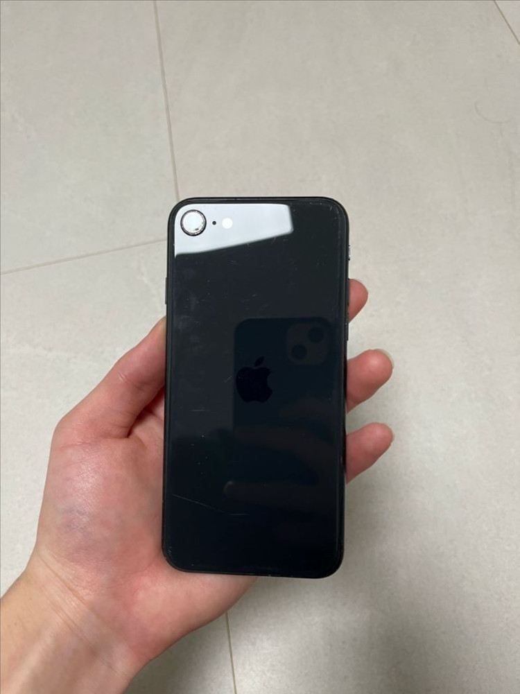 아이폰 se2 64GB--3