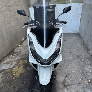 혼다 PCX 125 2021년식 배달통 장착