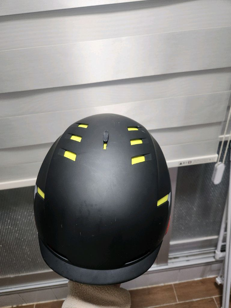 아토믹 고글 아토믹 스키부츠 세나헬멧 팝니다--2