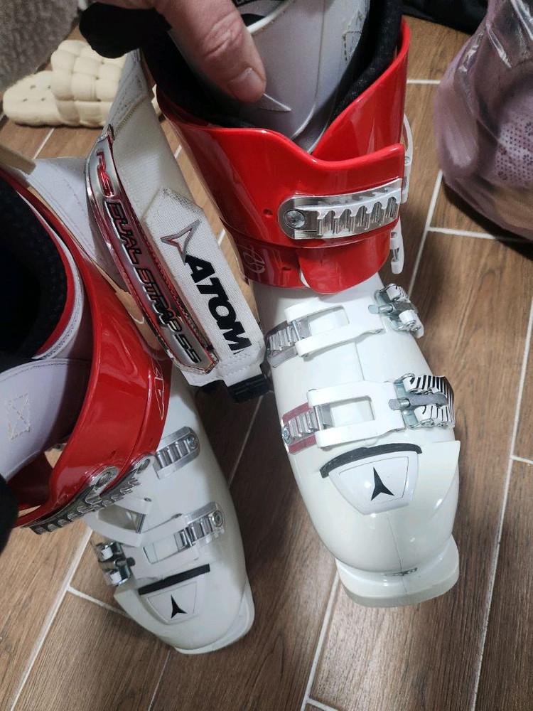 아토믹 고글 아토믹 스키부츠 세나헬멧 팝니다--4