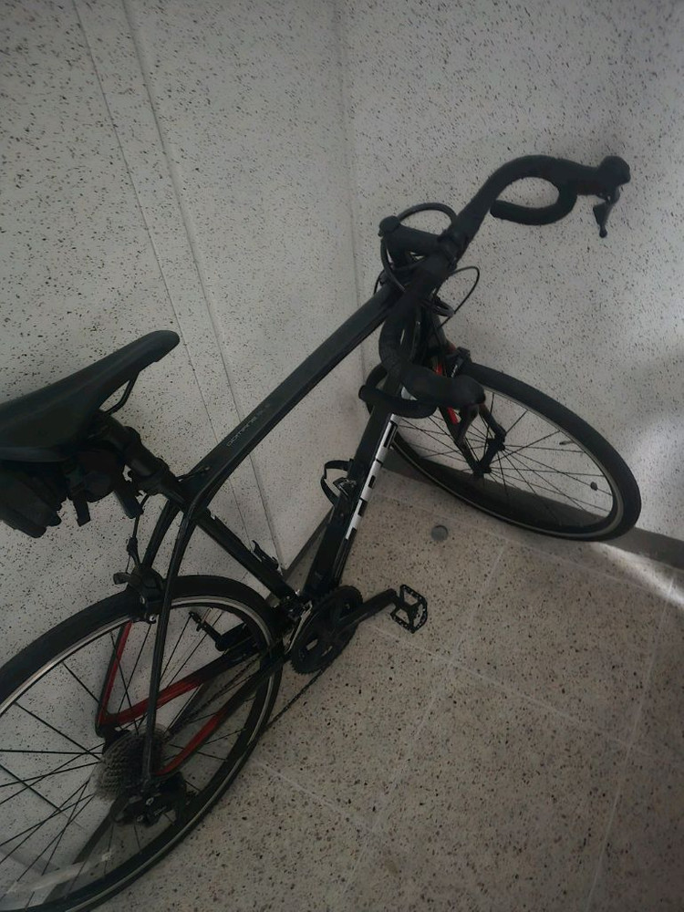 트렉 도마니 sl5 로드자전거 이미지