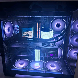 9950x3d x870e카본 5090 tuf 최고사양