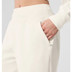 (새상품) Alo 알로 세레니티 와이드 스웻팬츠 Serenity Wide Leg Sweatpant (S)