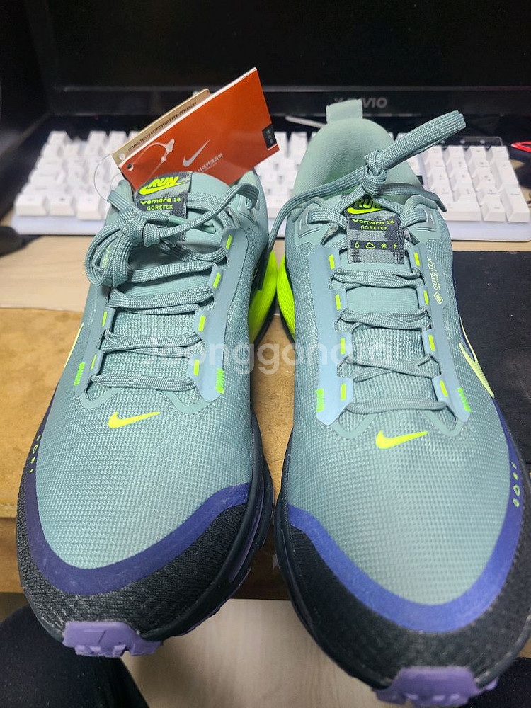 나이키 보메로18 고어텍스 275 새상품--2