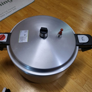 풍년 압력밥솥 39인용팝니다.택포