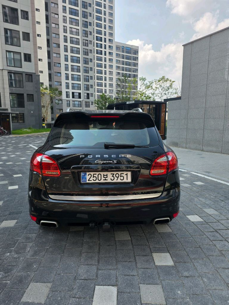 포르쉐 카이엔--3