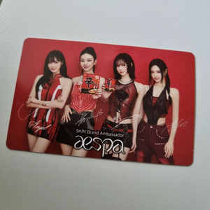 신라면 에스파 포토카드 이미지