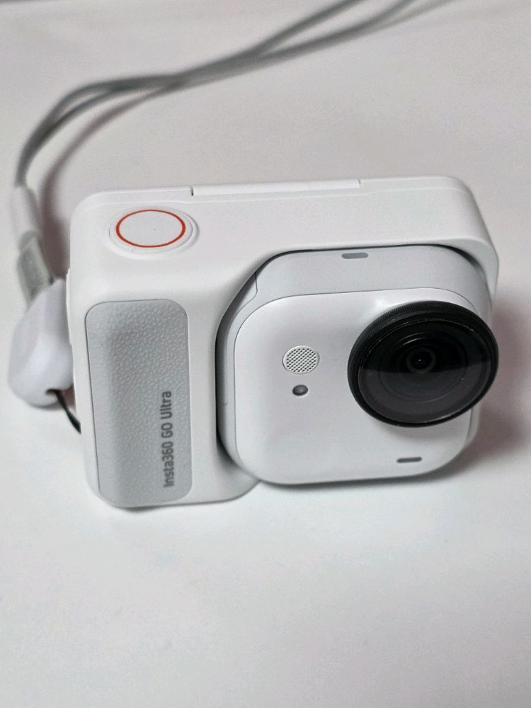 인스타360 GO Ultra 크리에이터 번들 || 스노우 화이트 이미지