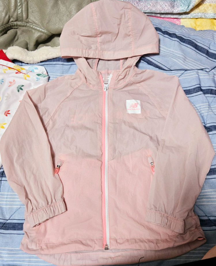 아동 110호 뉴발란스 노스페이스 닥스 키즈 바람막이점퍼 경량패딩 점퍼 패딩조끼 이미지