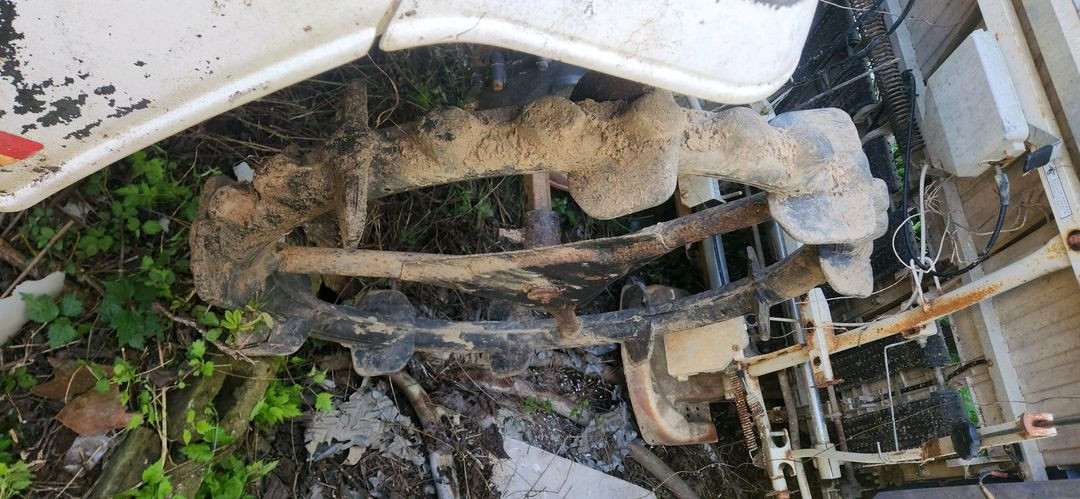 방치한 사륜 4WD 동양승용이앙기 PG63 작업기 운반차--6