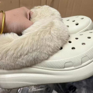 겨울용 예쁜 털신발(새상품)