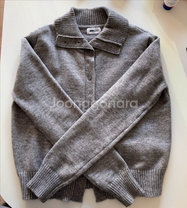 미치코런던 하이넥 가디건--4