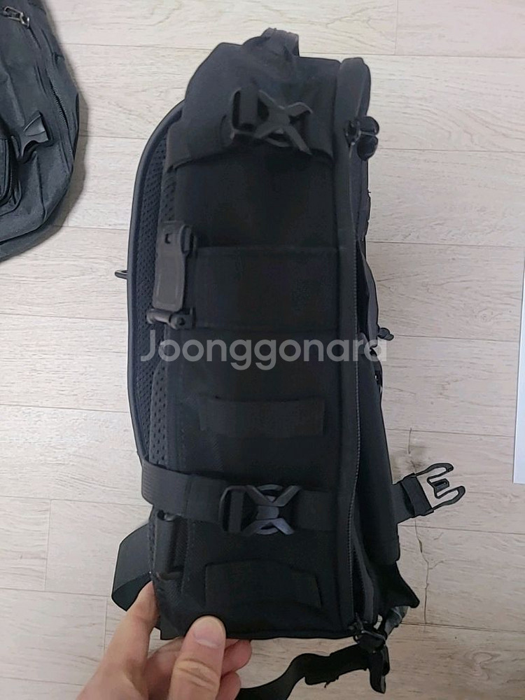 [ 상태최상_대용량 블랙메신져백 / 다용도힙색 / 등산가방 / 출퇴근가방 저렴히 판매 ]--3