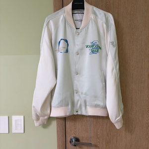 우영미 24ss 자수 바시티 자켓 판매