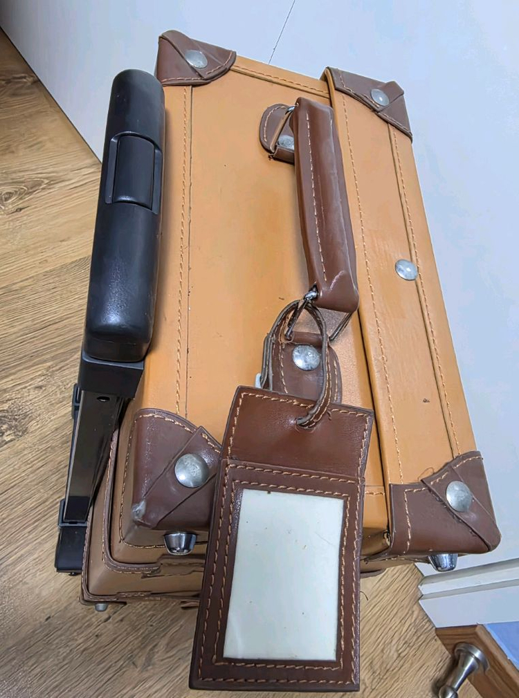 Hebes London 수트케이스 여행가방 케리어 브라운--6