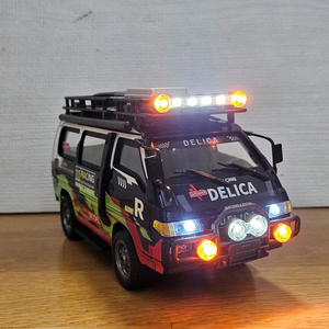 RC카 1/24 MITSUBISHI 델리카 2단변속 (JXC-4WD)