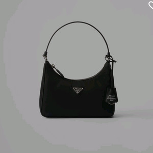 프라다 리에디션2005 숄더백테수토호보백네오노에구찌루이비통디올호보백셀린느가방샤넬에르메스명품백팩메신저백보테가크로스백
