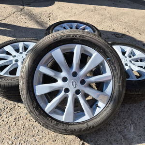 르노 삼성 17인치 휠타이어 sm3 sm5 sm6 sm7 sm525 휠타이어 이미지