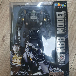트랜스포머 락다운 피규어