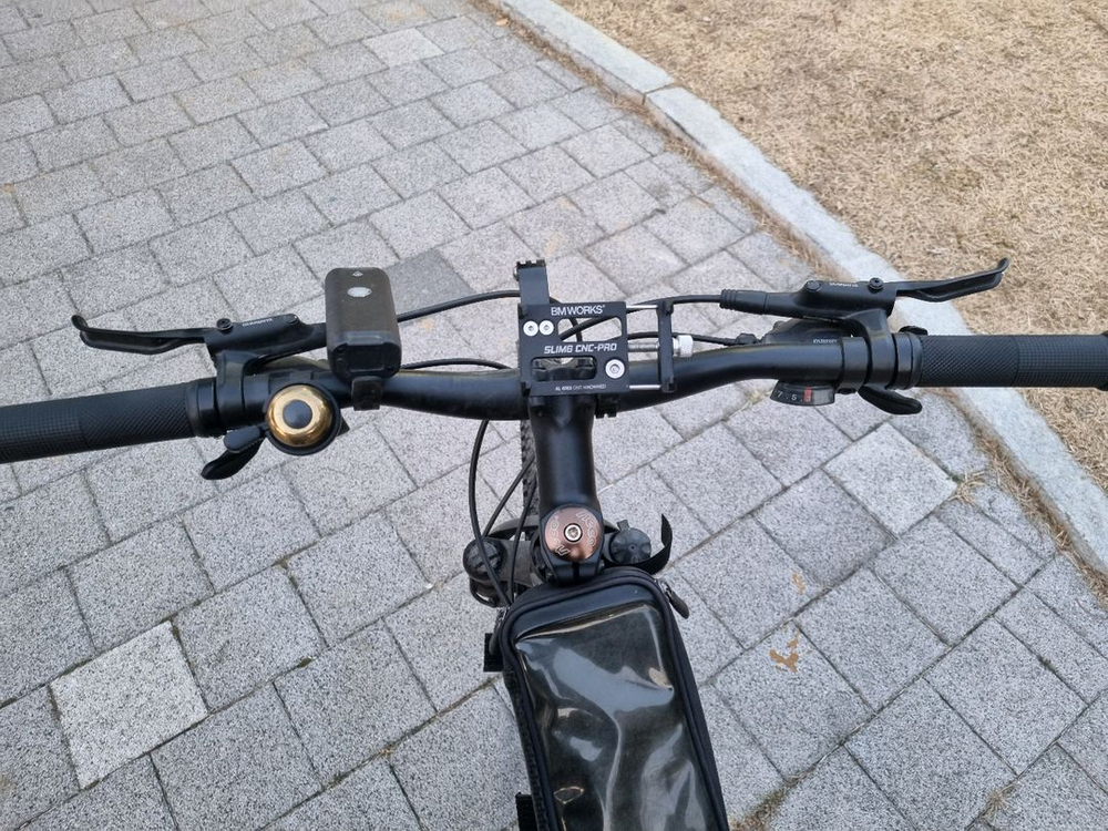 마젠타 370HD MTB 알톤 자전거 판매합니다. 이미지