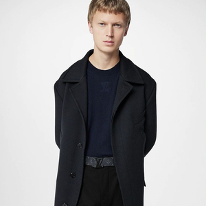 루이비통 LV 이니셜 40mm 매트 블랙 남성 벨트 95사이즈(32-34) 민트