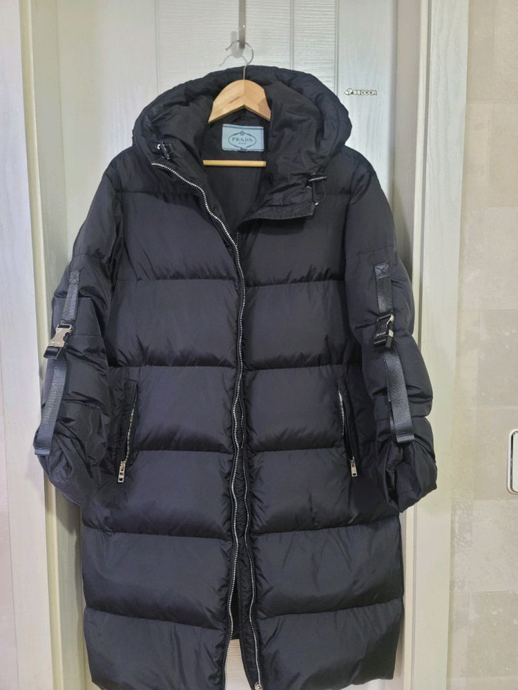 프라다구스다운 롱패딩--3