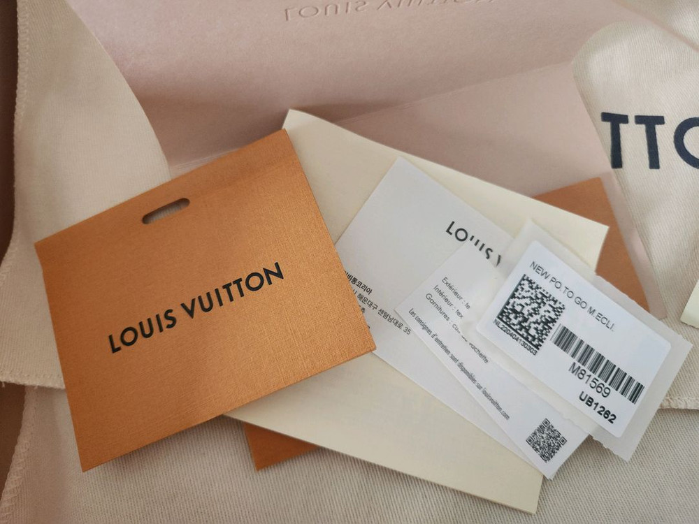 루이비통 포쉐트 투고 모노그램 이클립스 캔버스 클러치 M81569--7