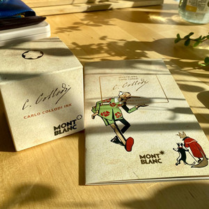 몽블랑 카를로 콜로디 한정판 잉크 이미지