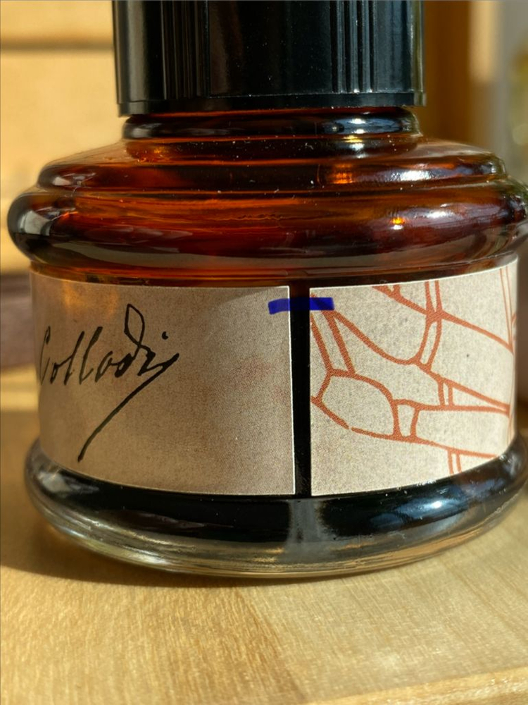 몽블랑 카를로 콜로디 한정판 잉크 이미지