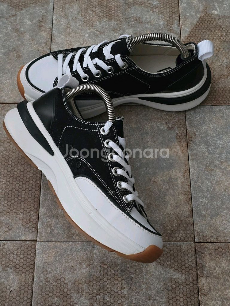 (245)엄브로 토비 c 블랙 스니커즈 운동화--3