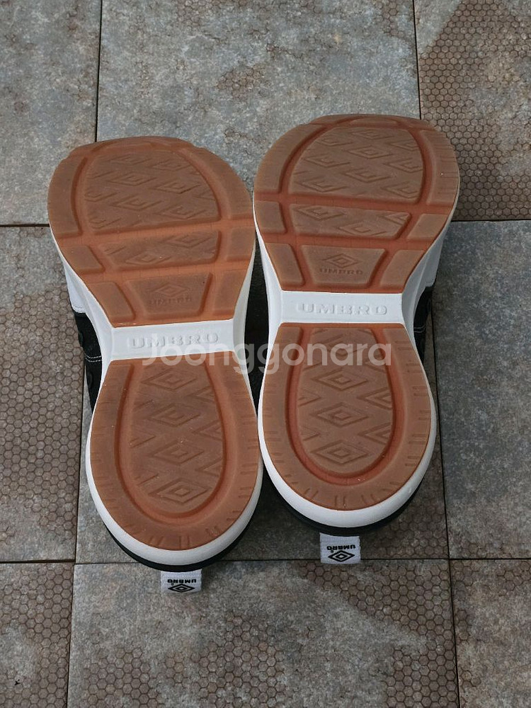 (245)엄브로 토비 c 블랙 스니커즈 운동화--7