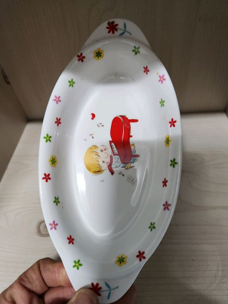 빈티지 캐릭터 플레이트 접시 이미지