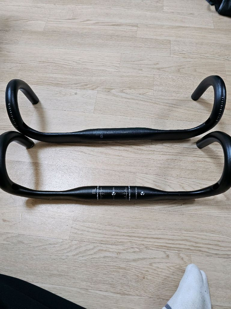 본트레거 로드바이크 핸들바 42, 44cm 각각 이미지