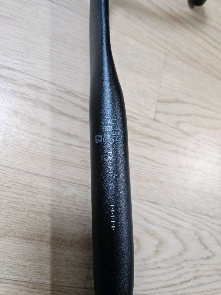본트레거 로드바이크 핸들바 42, 44cm 각각 이미지