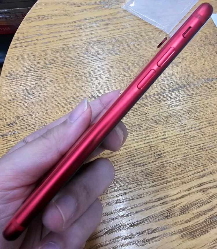 아이폰se3 64G 무음카메라 팝니다 이미지