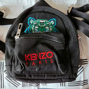 겐조 타이거 미니백팩 새제품