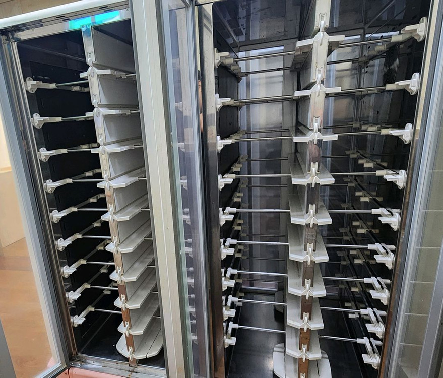 [명세CMK] (HAPPY CART) 중고 전동식 온냉장 냉온장 배선카, 배식카, 배선차, 식사운반카트 이미지