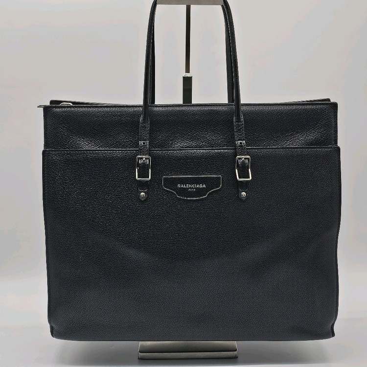 정품 발렌시아가 시티 플레이트 포트폴리오백 이미지