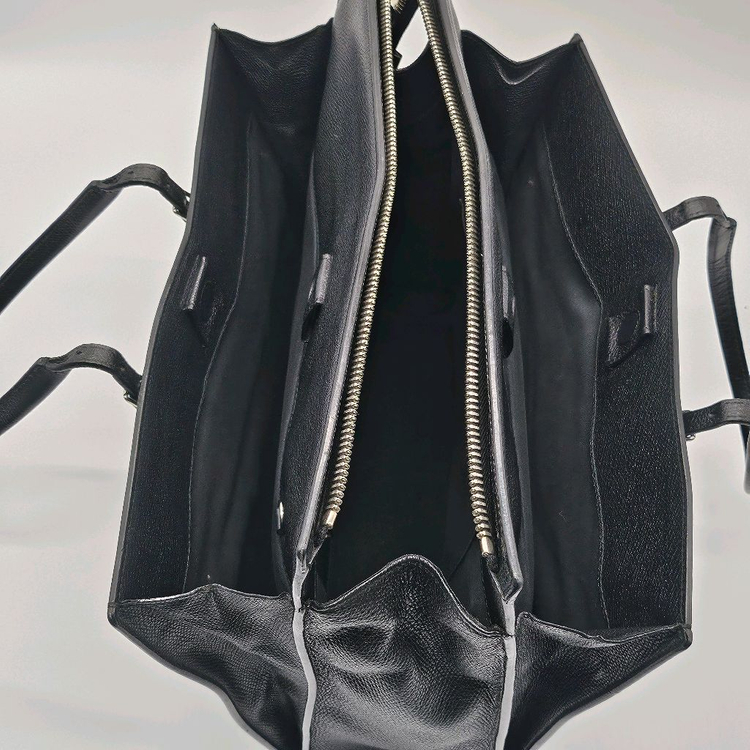 정품 발렌시아가 시티 플레이트 포트폴리오백 이미지