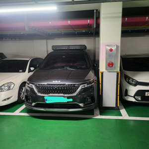 카니발 4세대 와일드오버랜드 1.3 루프탑텐트