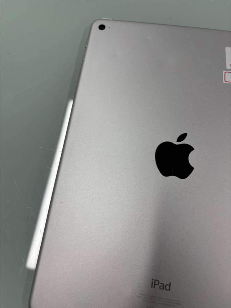아이패드 에어 2세대 128 wifi 단품 실버 이미지