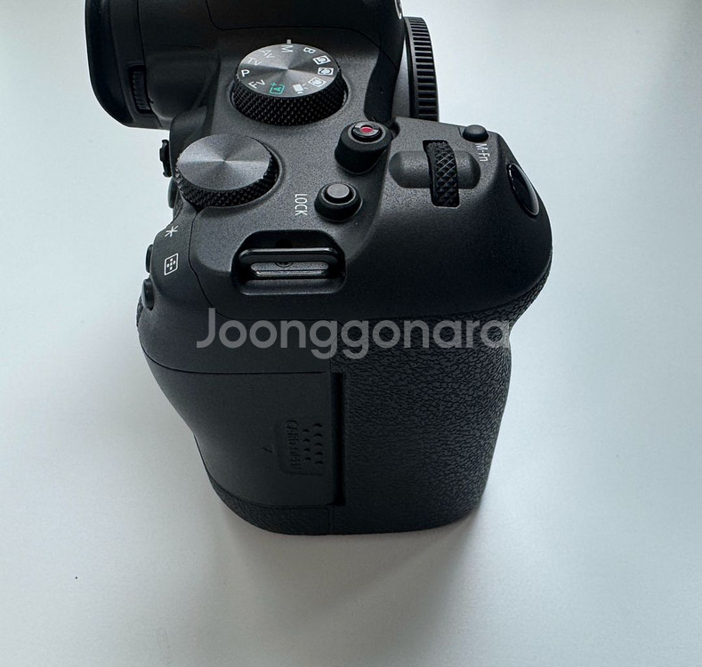 캐논 카메라 EOS R6 바디 미러리스 판매합니다.--1