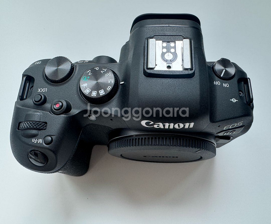 캐논 카메라 EOS R6 바디 미러리스 판매합니다.--2